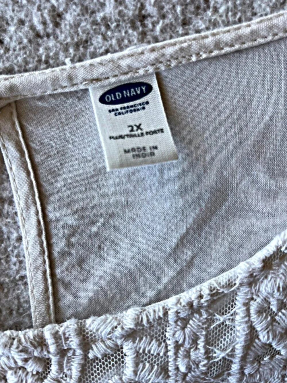 Old Navy 2X Ivory Lace Front Sleeveless Top Plus Size - Picture 6 of 7